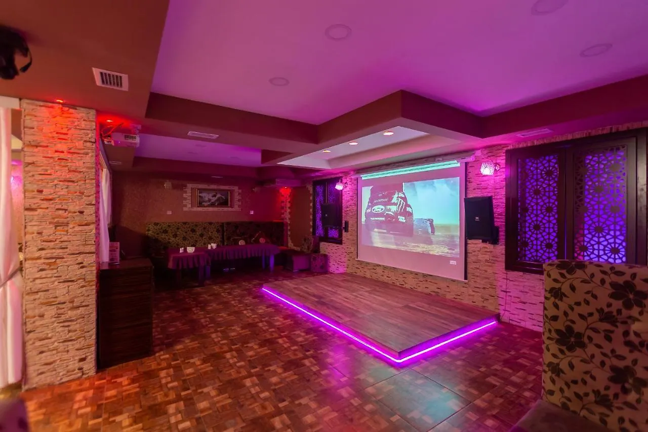 ***  Maris Hotel Баку Азербайджан