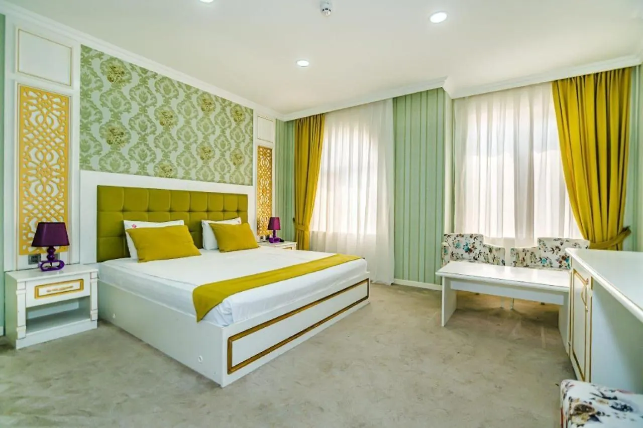 Maris Hotel Μπακού 3*,