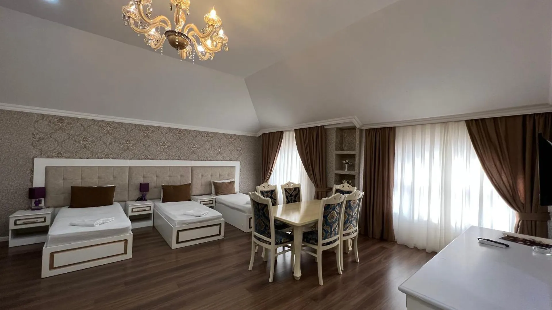 Mensen Hotel Bakü 3*,  Azerbaycan